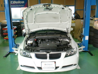 BMW E90  benz AMG C32 001.JPG